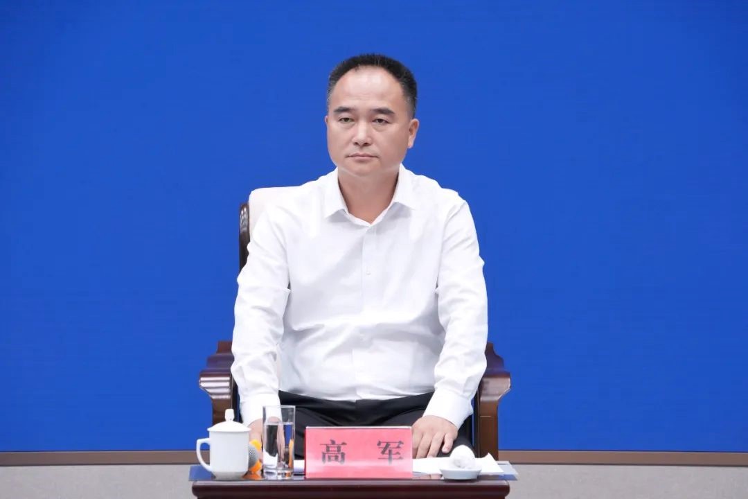 ��8ͷ�����Ψһ�ٷ���վ��Ϸ��̬